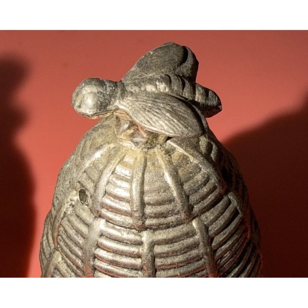 Vintage silverplate beehive-shaped salt and pepper shakers - Missing Plug
